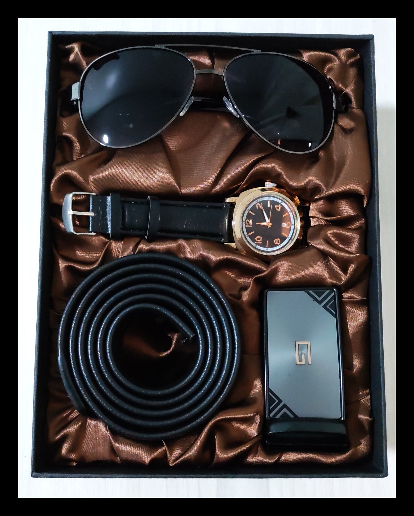 ESTUCHE DE LUJO PARA HOMBRE : LENTES, RELOJ Y CORREA - SEGUNDA COMPRA